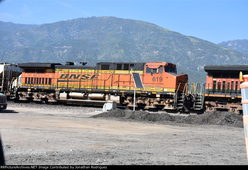 BNSF 619